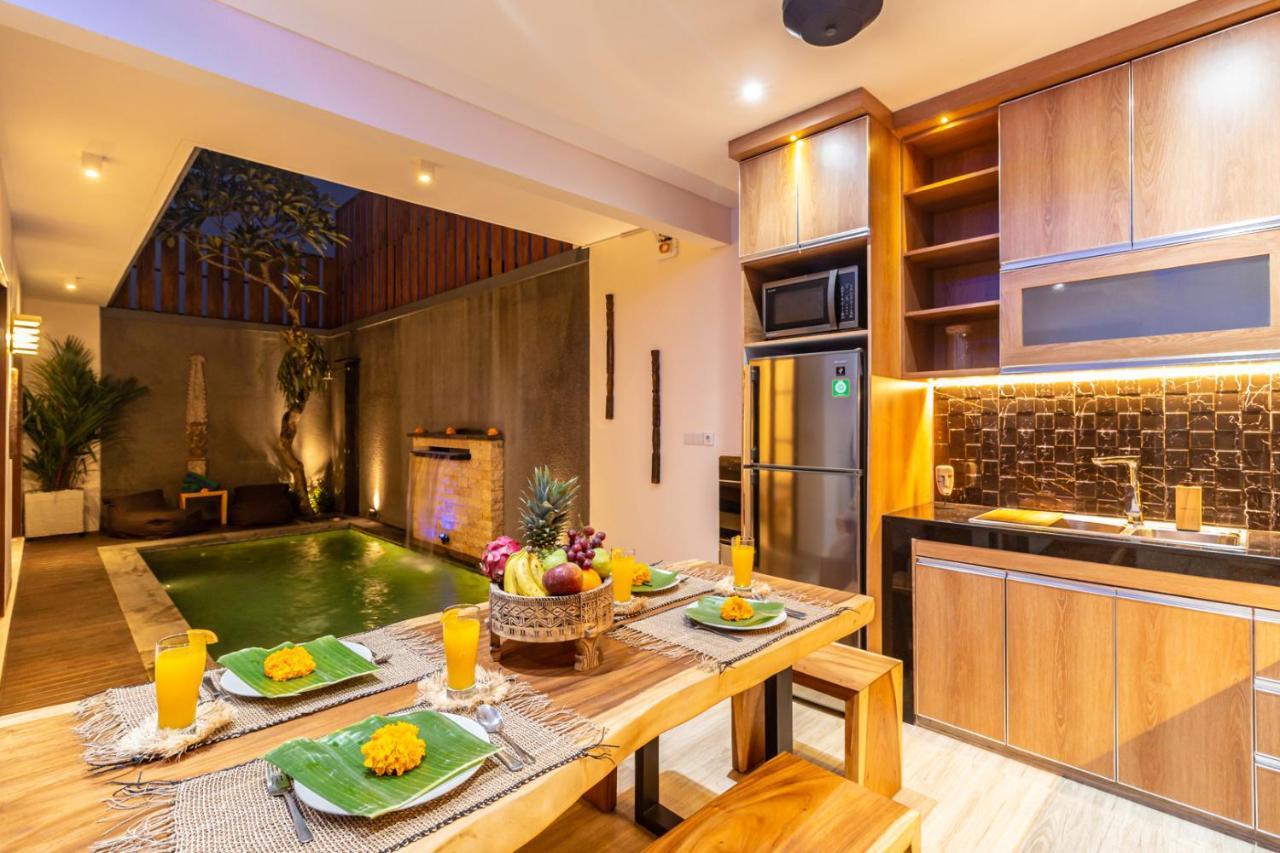 Promo Cheerful 3bd Cosy In Berawa With Private Pool Villa *