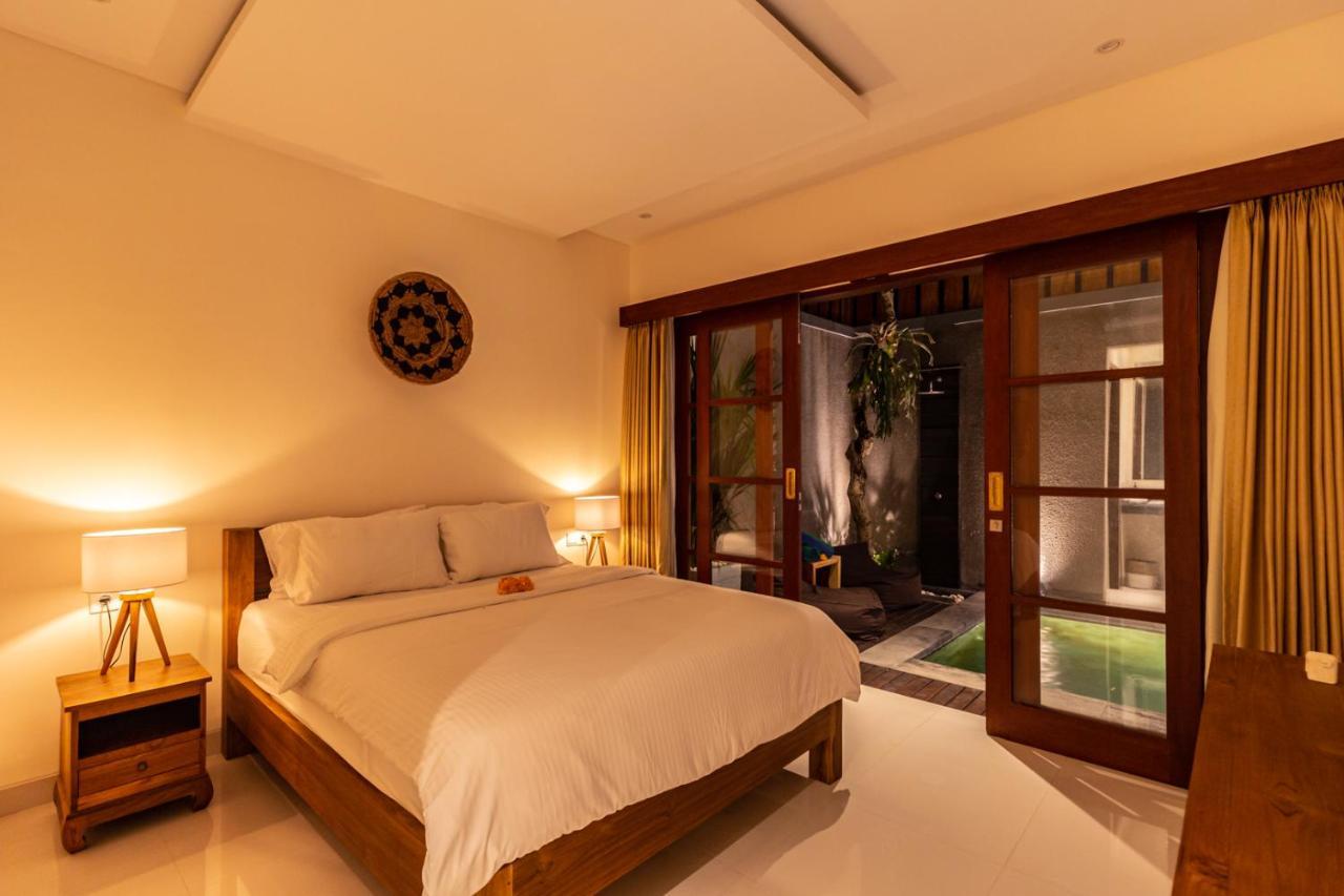 Promo Cheerful 3bd Cosy In Berawa With Private Pool Villa